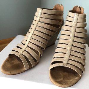 Donald J Pliner Pelle Strappy Leather Sandal - 8.5